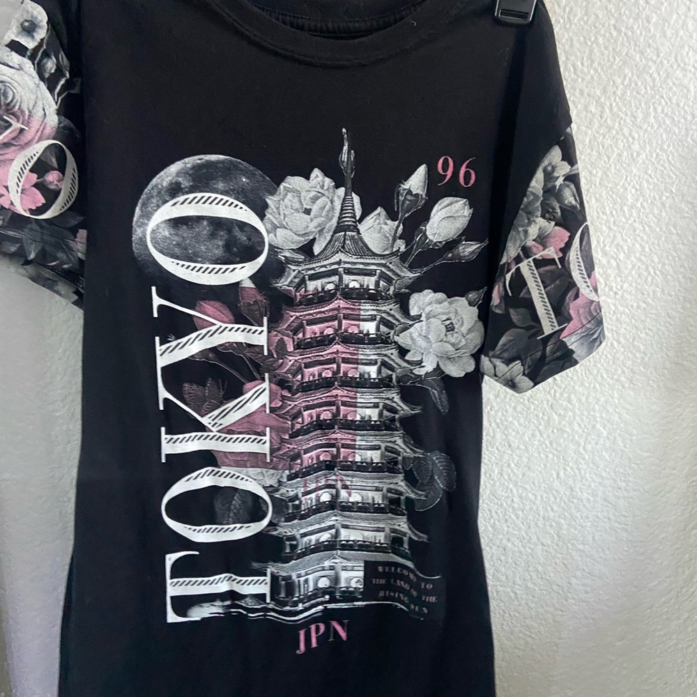 Tokyo Graphic Tee